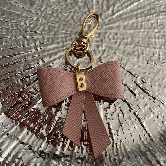 Pink Bow Key Chain - Picture 2 of 2